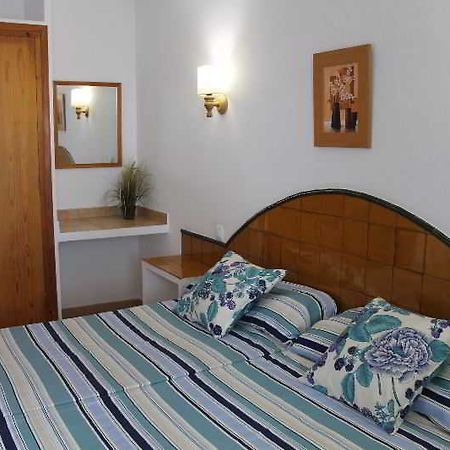 Sol Ponent Apartment Cala Blanca  Exterior photo