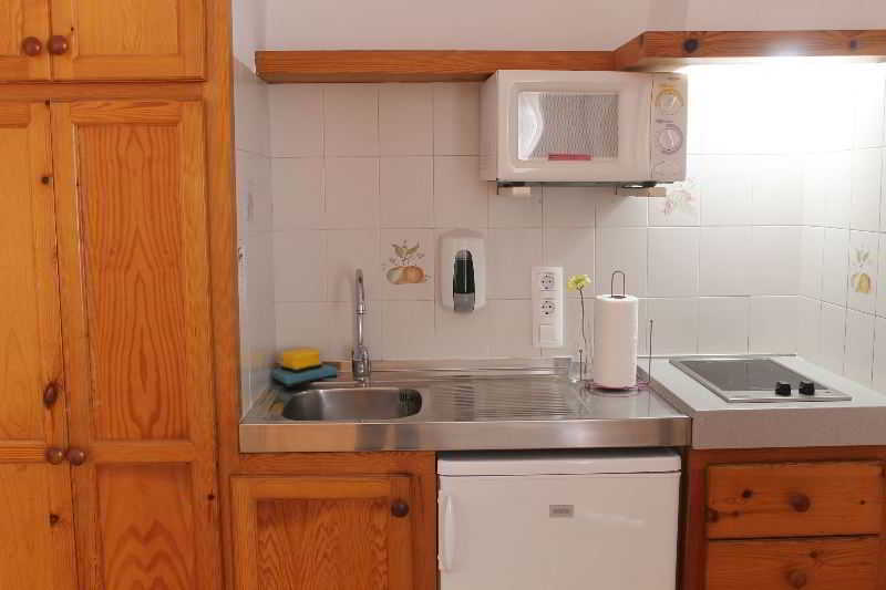 Sol Ponent Apartment Cala Blanca  Exterior photo
